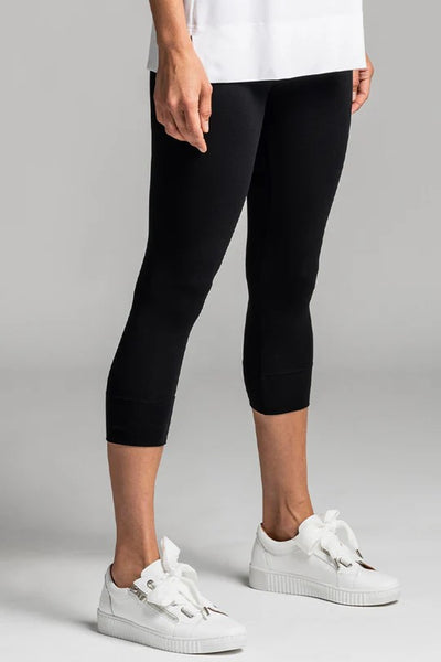 2112 Longer Modal Capri Legging