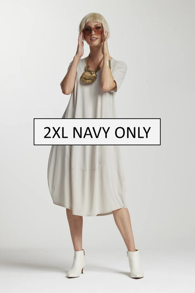 8697 Scoop V 1/2 Sleeve Tulip Dress